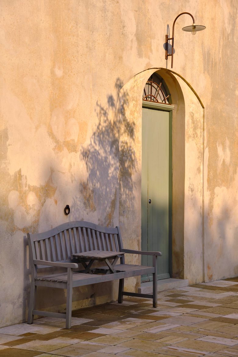 Golden courtyard — Filotico & Partners